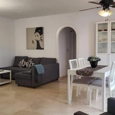 Cyv Simple Living Near W Pool In * Fuengirola