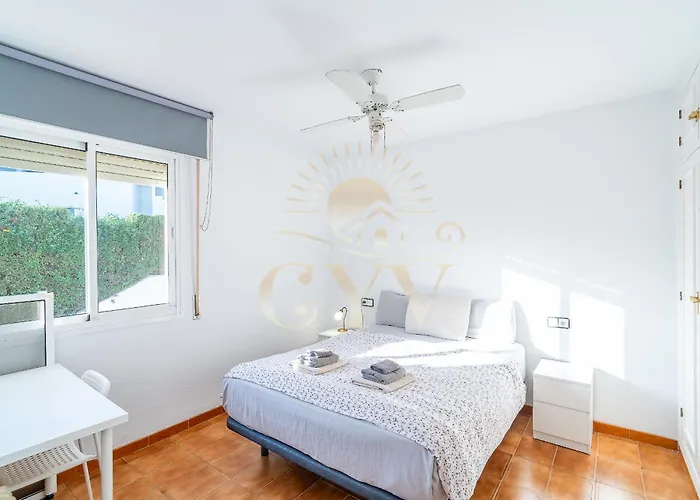 Cyv Simple Living Near W Pool In Apartment Fuengirola