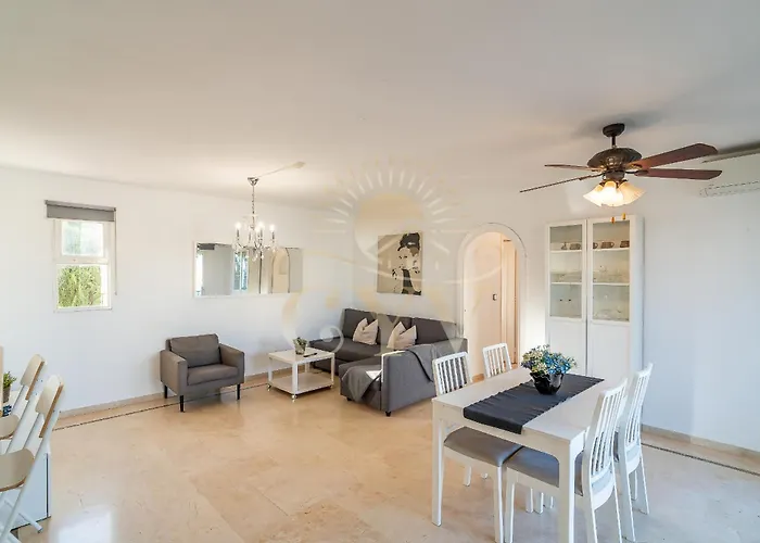 Cyv Simple Living Near W Pool In * Fuengirola