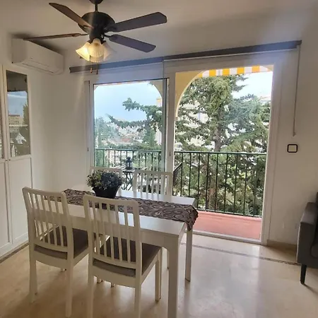 Апартаменти Cyv Simple Living Near W Pool In Фуенхірола